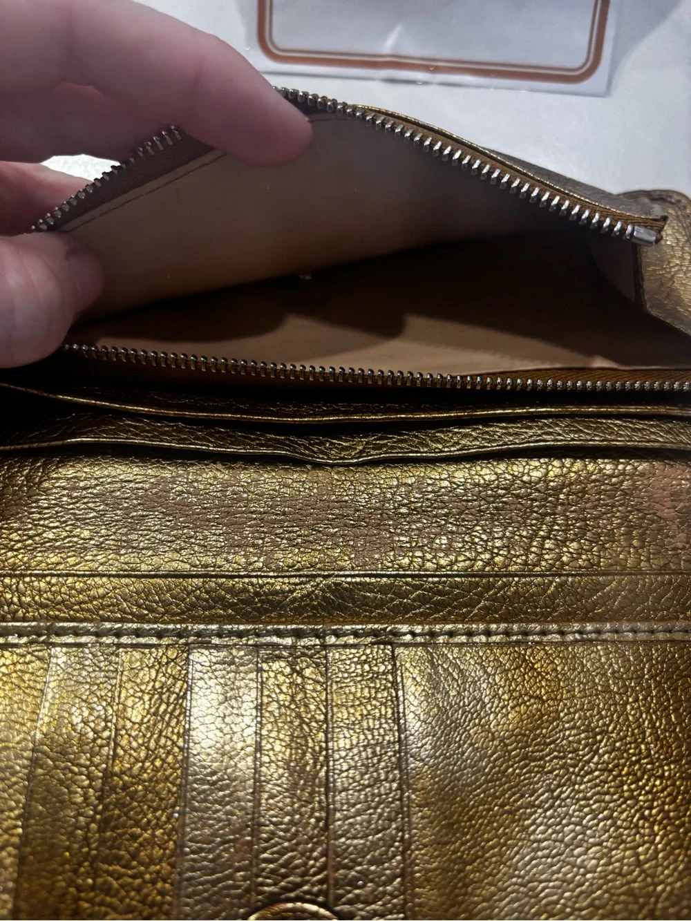 Chloé Metallic Gold Leather Wallet - Picture 2 of 8